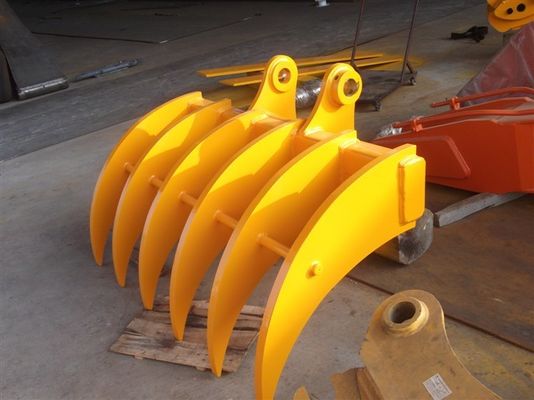 660N / mm2 Q345B Excavator Brush Rake ضمان لمدة سنة